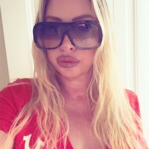 Meet your Posher, Nichole